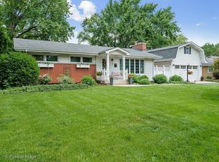 22W640 Hackberry Dr, Glen Ellyn, IL