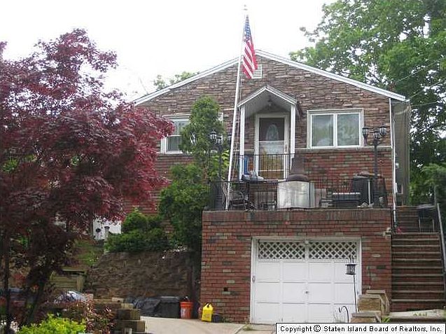 1st image of 286 Cleveland Ave