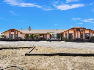 11778 Buffalo Rd, Oak Hills, CA 92344