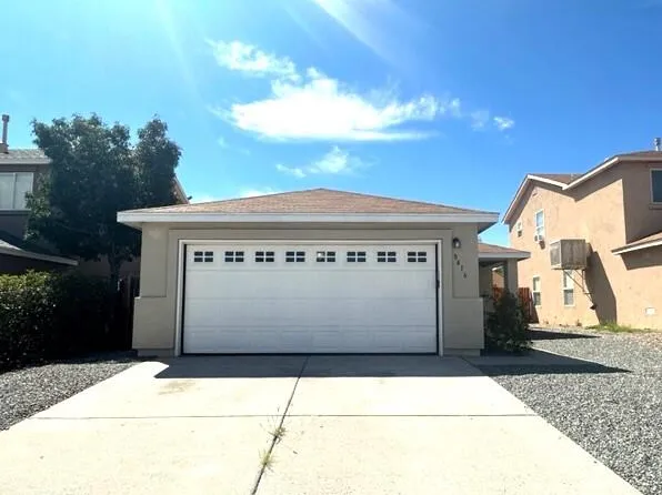 8416 Casa Amarilla Rd NW, Albuquerque, NM 87120