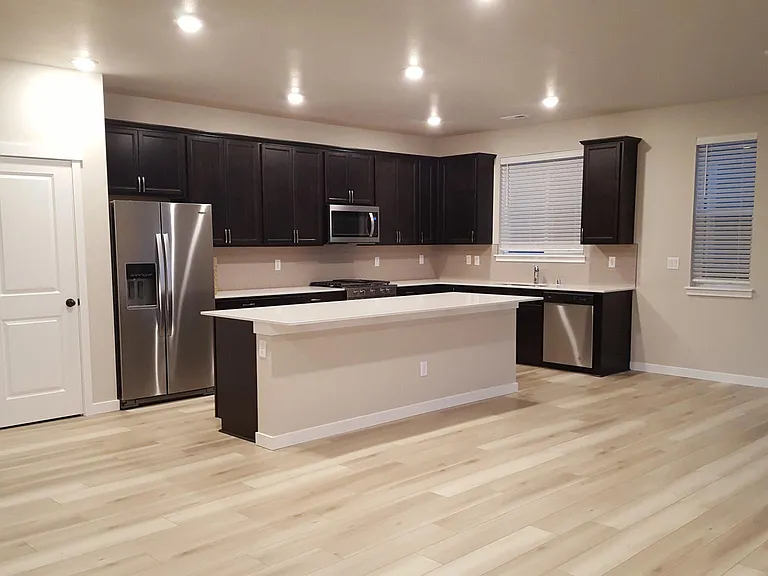 Family room, Kitchen