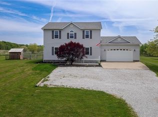 8396 Nichols Rd, Windham, OH 44288