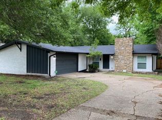 1217 N Waterview Dr, Richardson, TX 75080