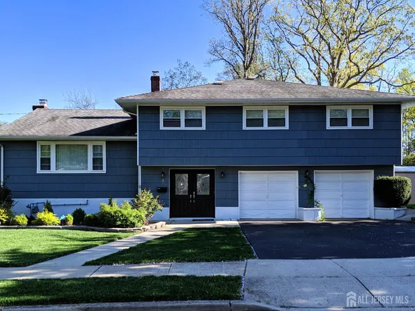 3 Birchwood Rd, Jamesburg, NJ 08831