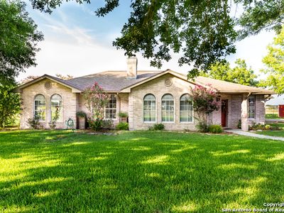 124 Victorian Cir, Marion, TX, 78124