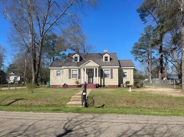802 Seay St, Greensboro, AL 36744