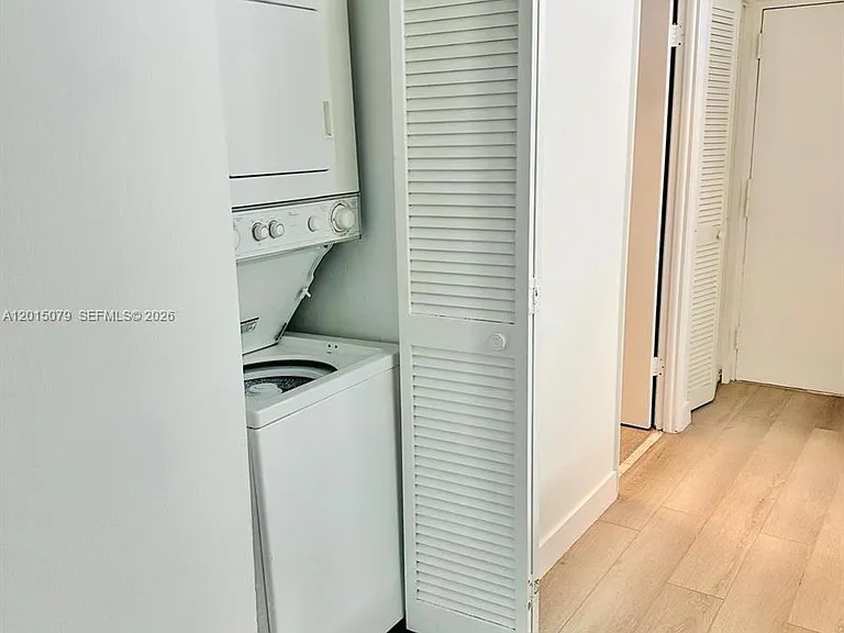1901 Brickell Ave #B2104 — Photo 9