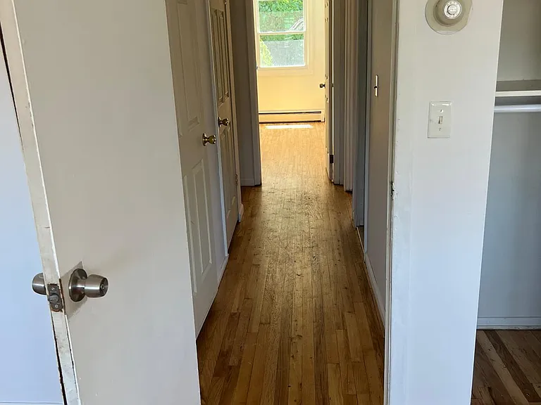 76 Coolidge St — Photo 3