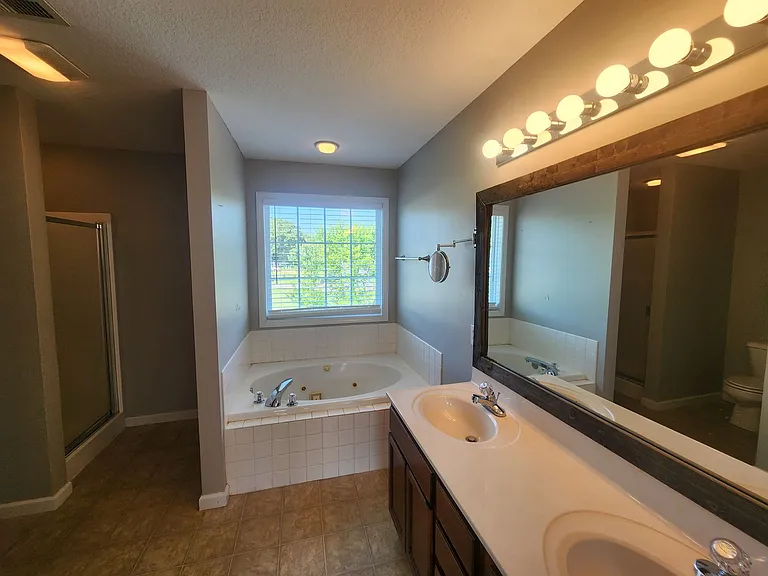 3346 Hunt Crest Rd — Photo 8