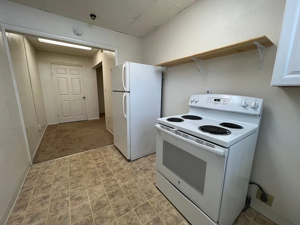 1220 Washington Ave #10