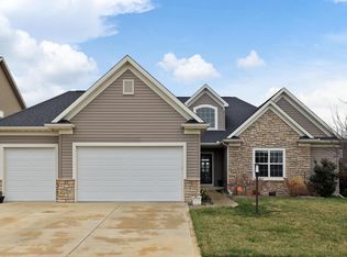 5104 Stonebridge Dr, Champaign, IL 61822