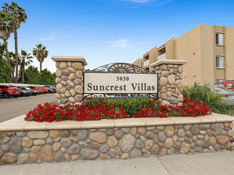 3030 Suncrest Dr #212 — Photo 1