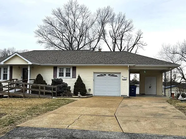 500 Edgewood Ln, Festus, MO 63028