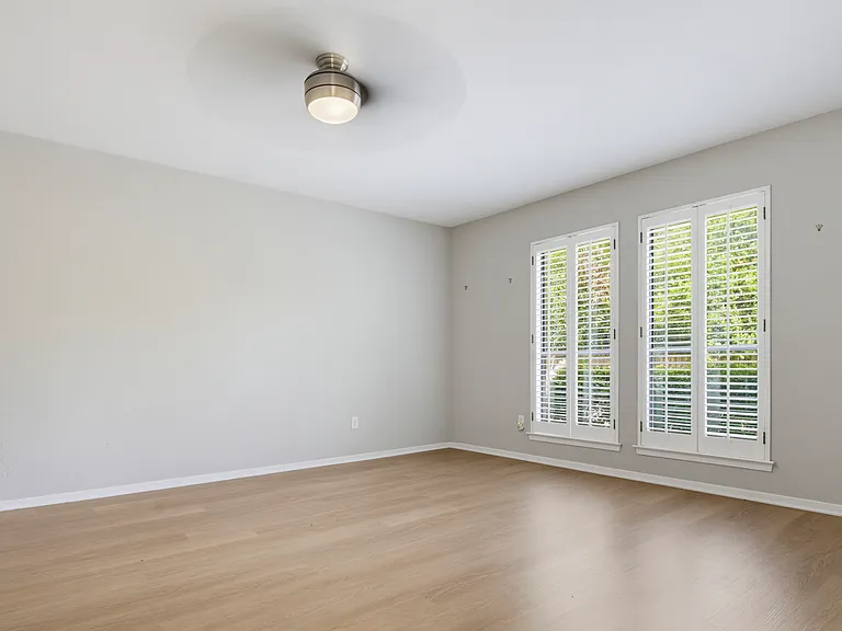 54 Legend Rd — Photo 15