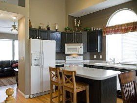 4th image of 1465 W Crosspark Dr