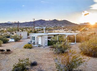 437 Mallow Rd, Yucca Valley, CA 92284