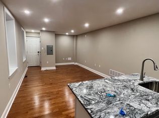 1731 Pine St APT 1R, Philadelphia, PA 19103