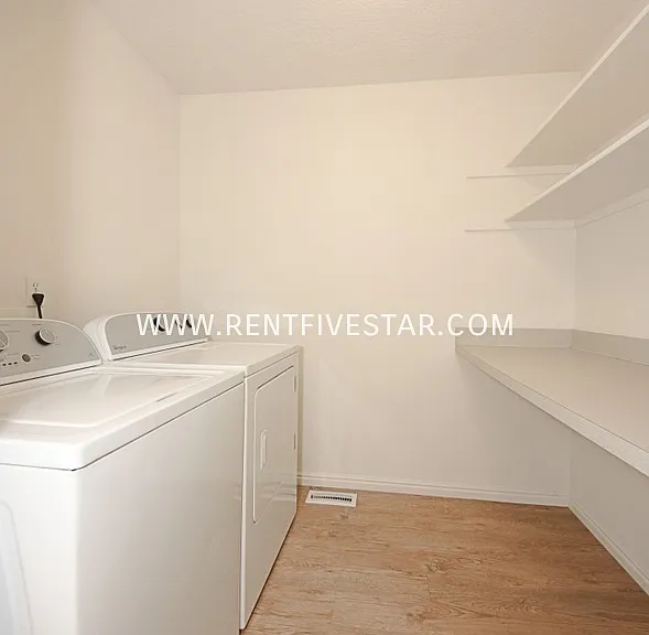 711 S 4th Ave #B-6 — Photo 15
