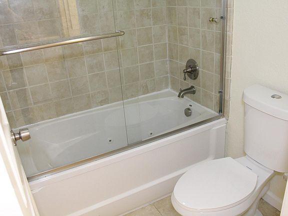 5th image of 2380 Balme Dr