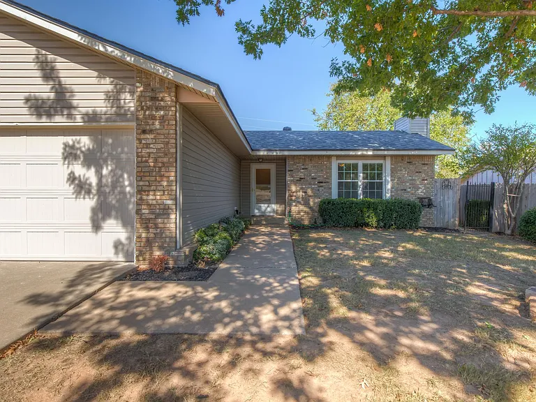 2909 W 61st Pl S — Photo 38