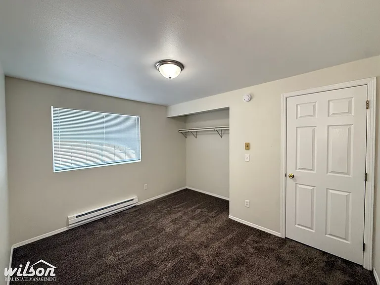 1303 Garfield Ave — Photo 12