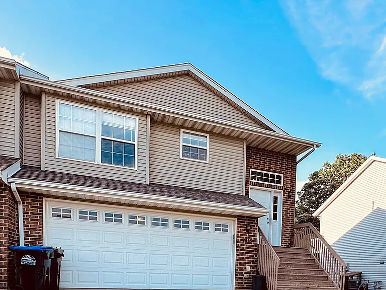 2058 Northland Cir — Photo 1