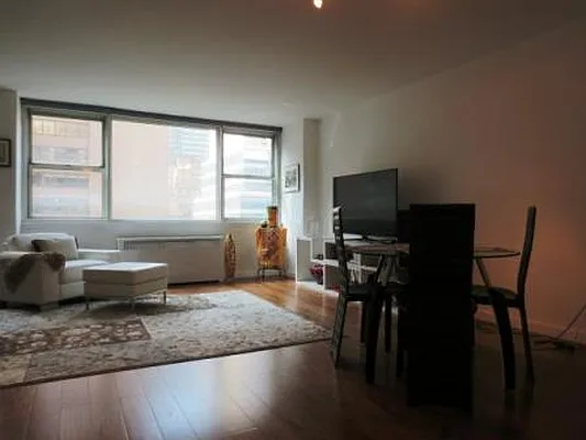 Rented by Citi Habitats | media 4