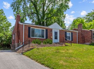 7812 Drexel Dr, Saint Louis, MO 63130