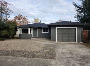1331 Flower St, Medford, OR 97504