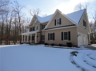 604 George Jr Rd, Grove City, PA 16127