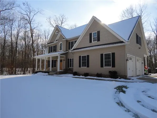 604 George Jr Rd, Grove City, PA 16127