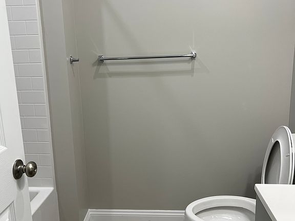 2nd image of 645 Forrest St #2
