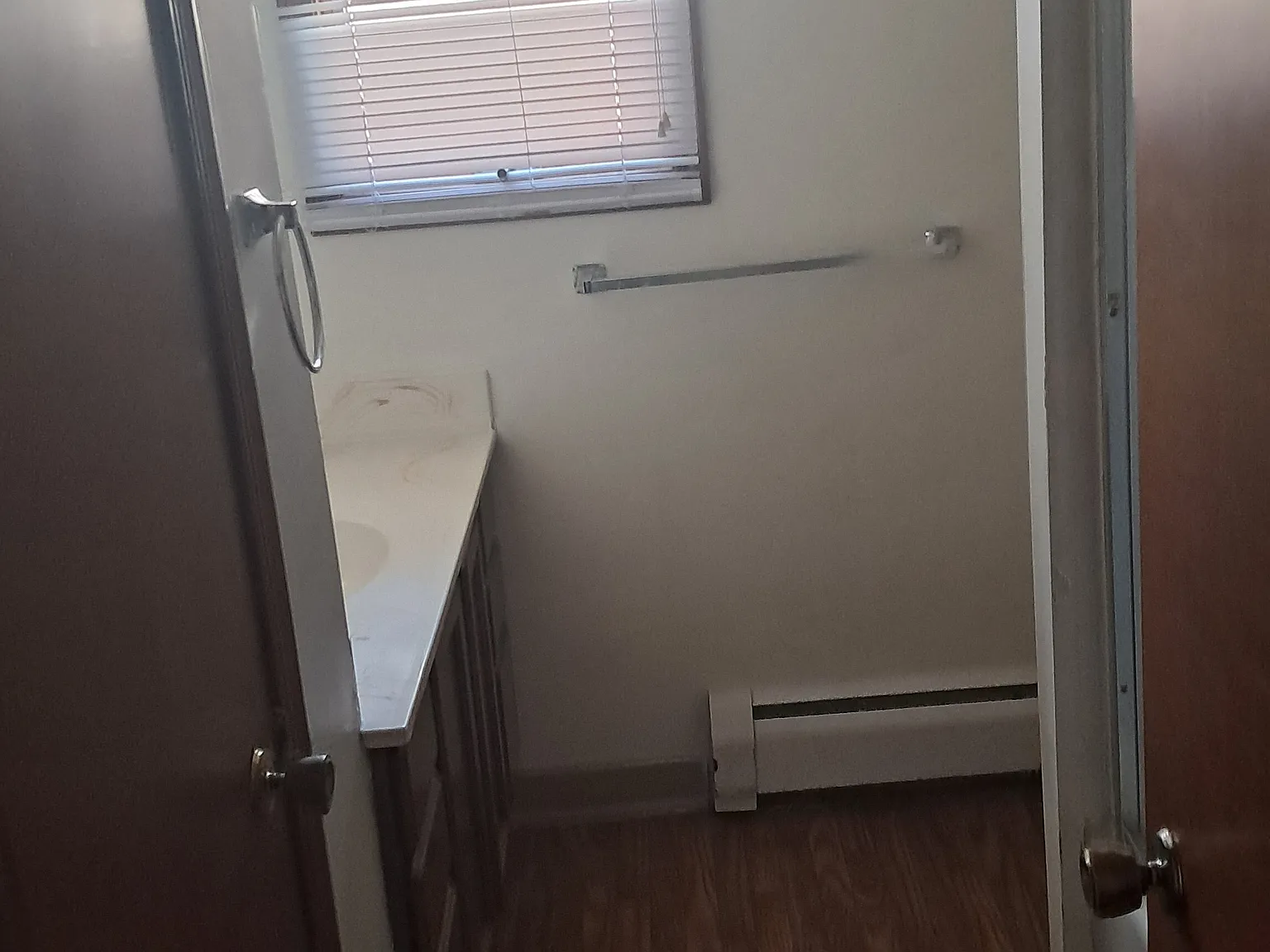 2 bed, 850 sqft, $975 — Photo 3
