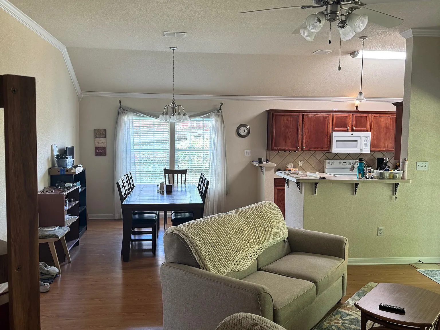 Private 2-Bed, 1-Bath in Spacious 4-Bed Home + Shared Kitchen/Living in Waco $1400 - Available 8/29 — Photo 4