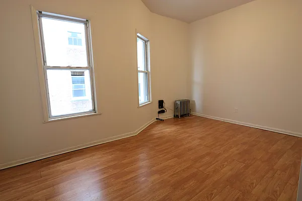 Rented by Empyreal Realty, Inc. | media 4