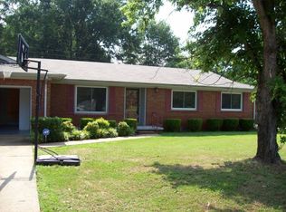 1613 Harding Ave, Muscle Shoals, AL 35661