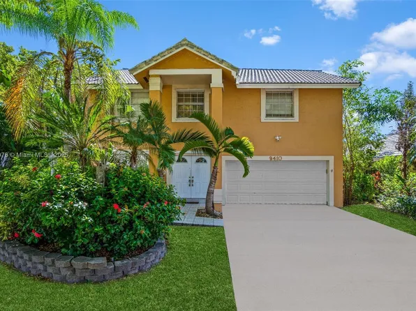 9410 SW 212th Ter, Cutler Bay, FL 33189