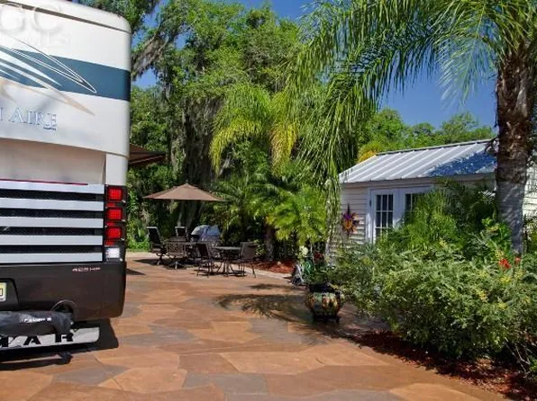3035 Riverboat Lndg, Labelle, FL 33935