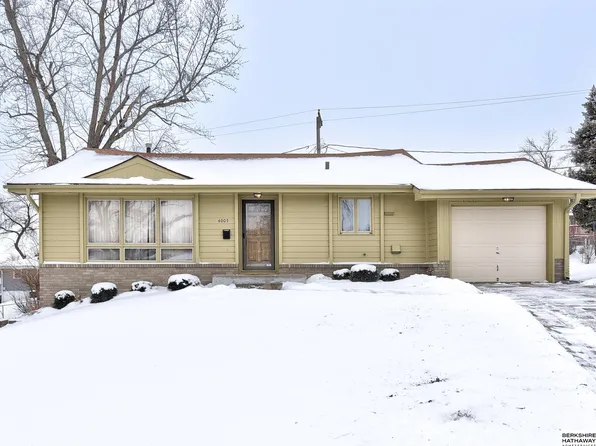4005 N 92nd Cir, Omaha, NE 68134