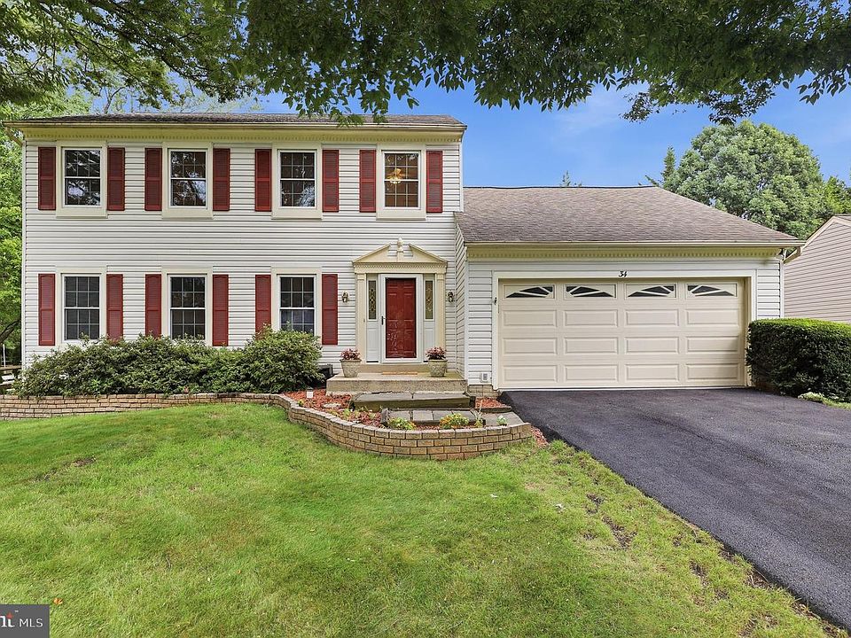 1st image of 34 Spinning Wheel Ct