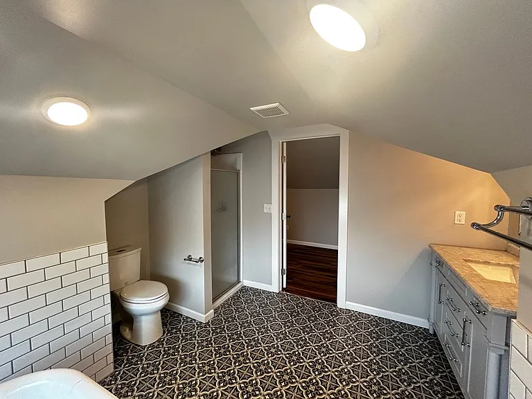 1424 W Montgomery Ave — Photo 22