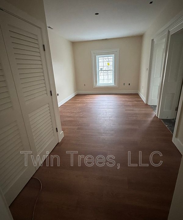 1st image of 6091 Main St