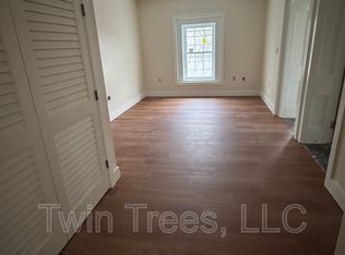 6091 Main St, Mount Jackson, VA 22842