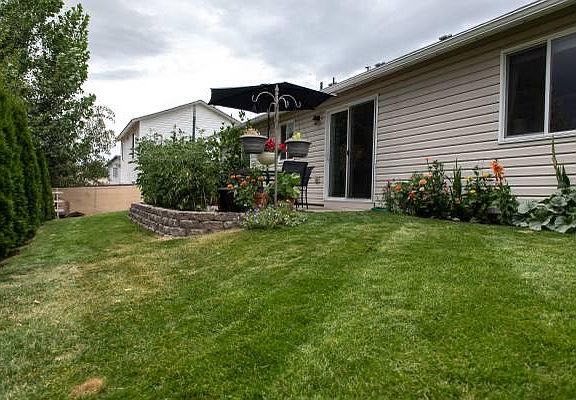 4th image of 2785 N Wickiup Dr