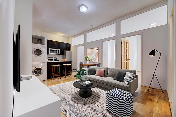 Rented by REAL New York | media 9