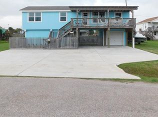 16634 Jean Lafitte Rd, Jamaica Beach, TX 77554