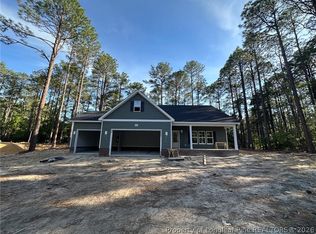 26720 Peach Orchard Rd, Wagram, NC 28396