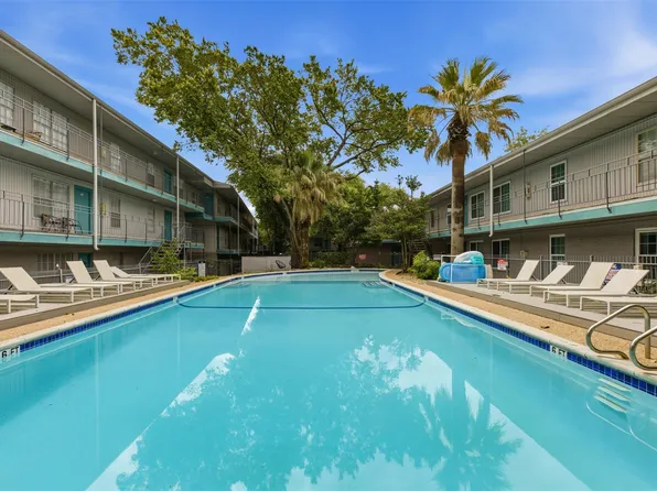 300 Crockett St APT 315, Austin, TX 78704