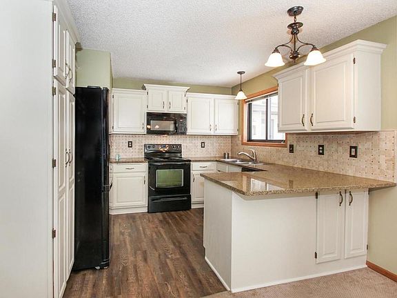 4th image of 5465 Orleans Ln N APT 5