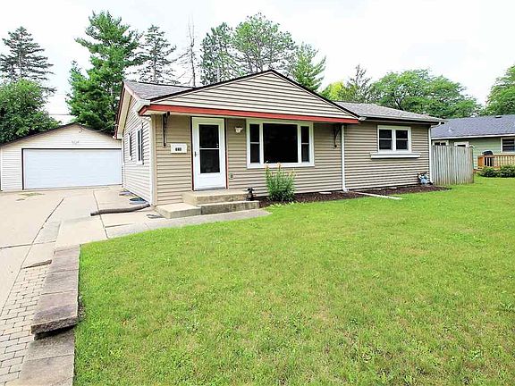 2nd image of 3211 Wesleyan Ave